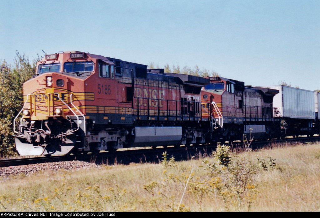 BNSF 5186 East